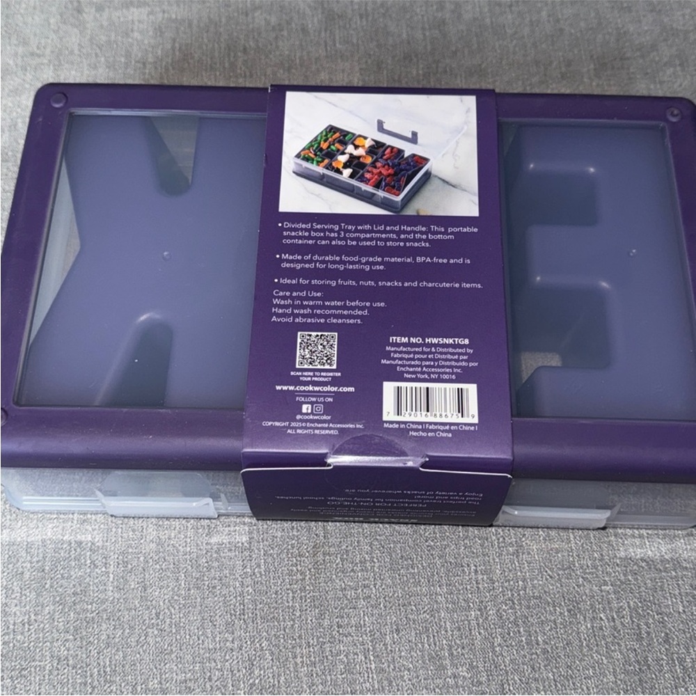 CWC Snack Box with Dividers - EEK Halloween Snackle Box - Picture 5 of 5